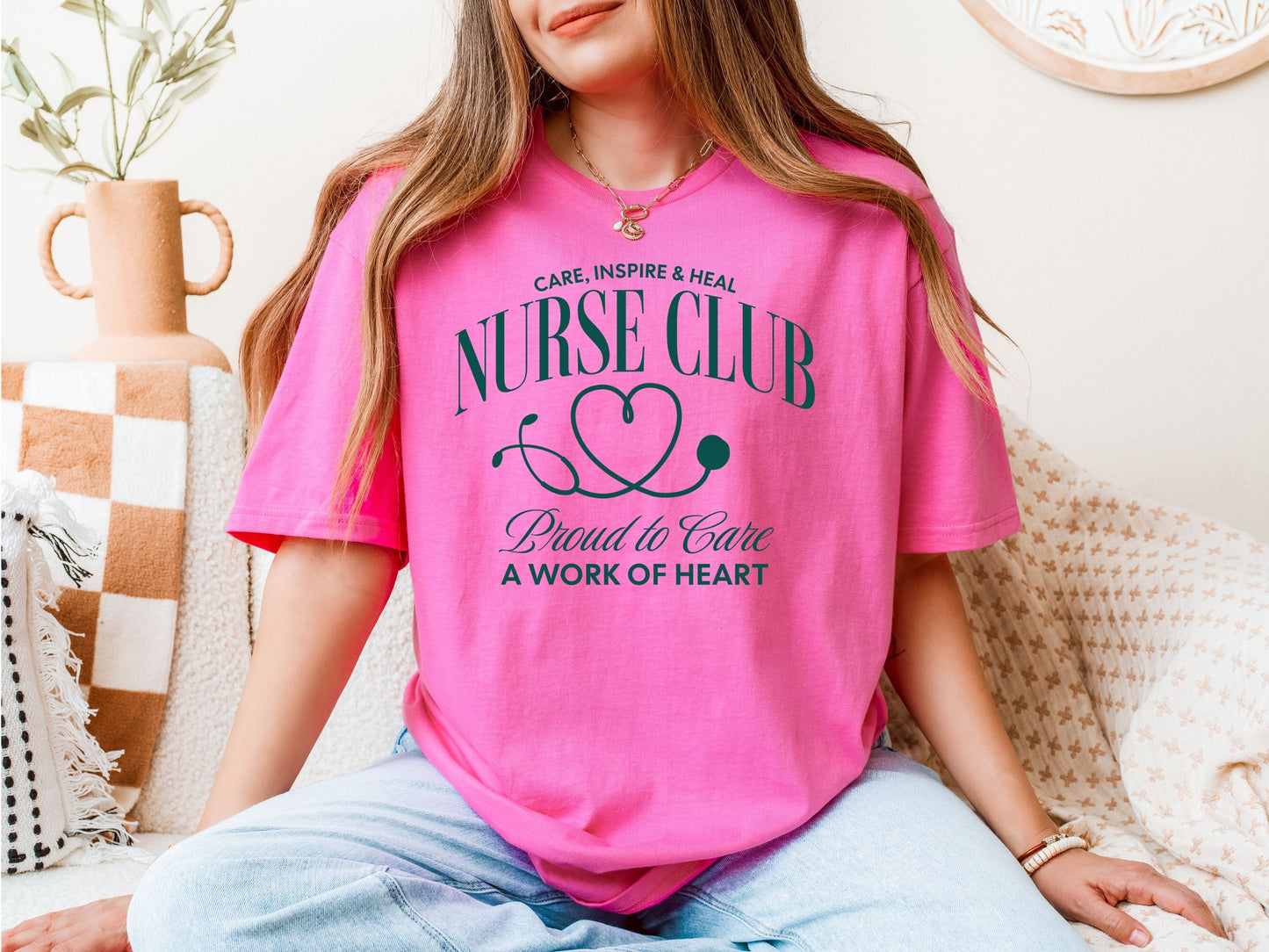 T-shirt Sjuksköterska | Unisex | Nurse Club