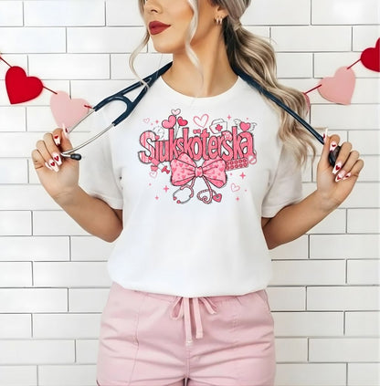 T-Shirt Sjuksköterska | Rosa Hjärtan